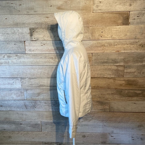 Columbia women’s  white‎ zip up hooded jacket in size x-small - Picture 2 of 13